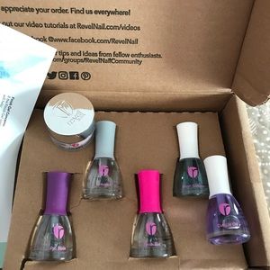 Revel nail powder set